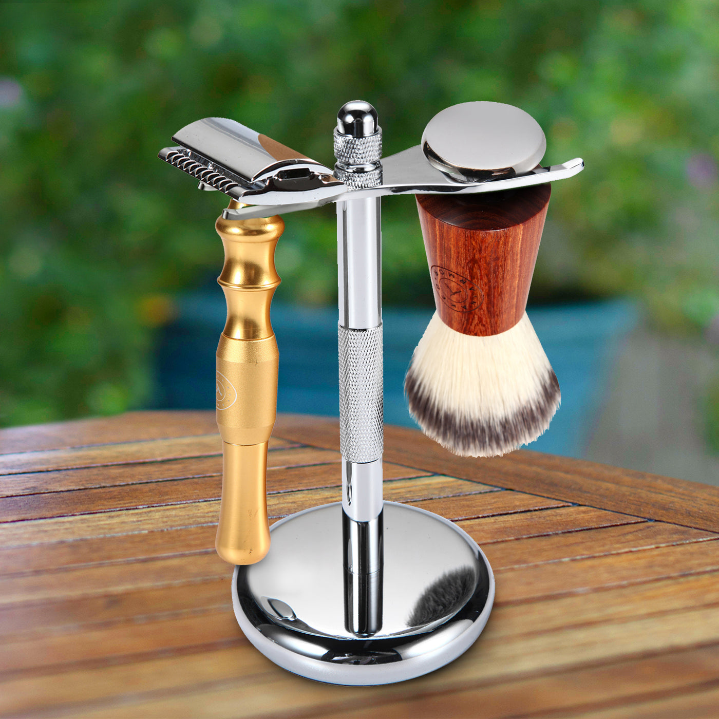 Bleoberis Safety Razor and Stand Kit | Gold